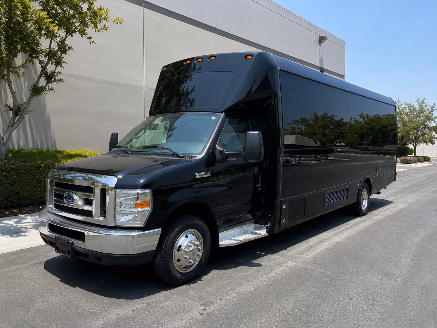 detroit birthday party bus rental