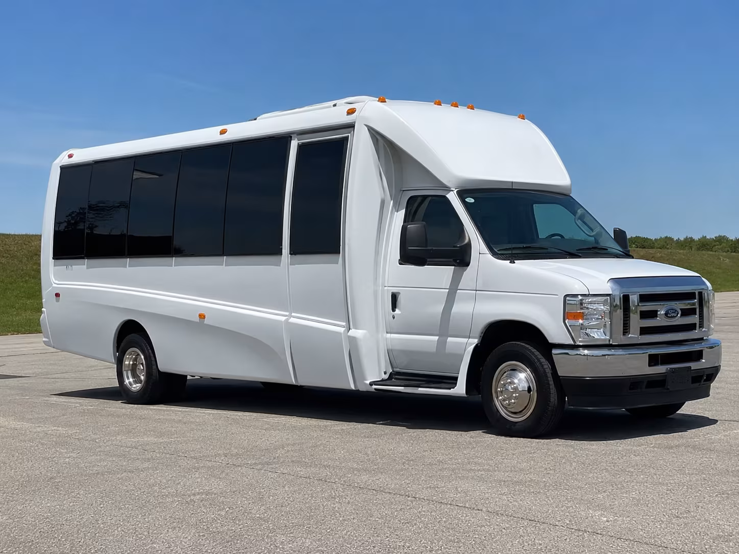 detroit party bus booking step 1